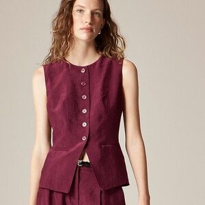 J. Crew Essential cutaway vest top textured satin Wilshire Red Burgundy Size 2